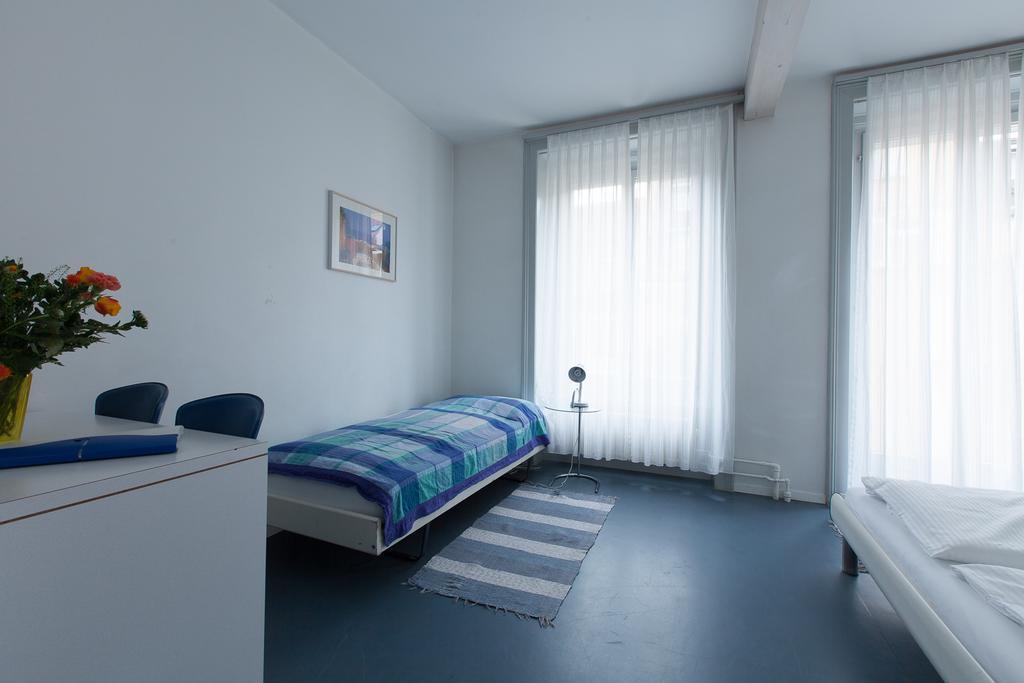 Alpha Hotel