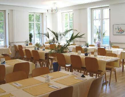 Alpha Hotel 2*